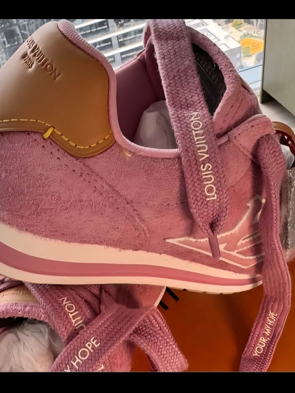 LIMITED EDITION LOUIS VUITTON J-HOPE BUTTERSOFT SNEAKER - Picture 10 of 13